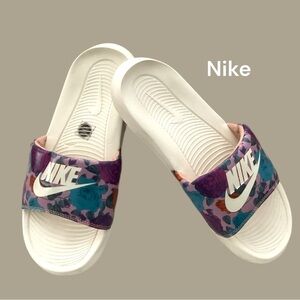 Nike White and Purple Sandals with Artistic Strap